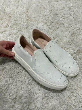 Kate Spade Andy Sneaker - Size 8.5